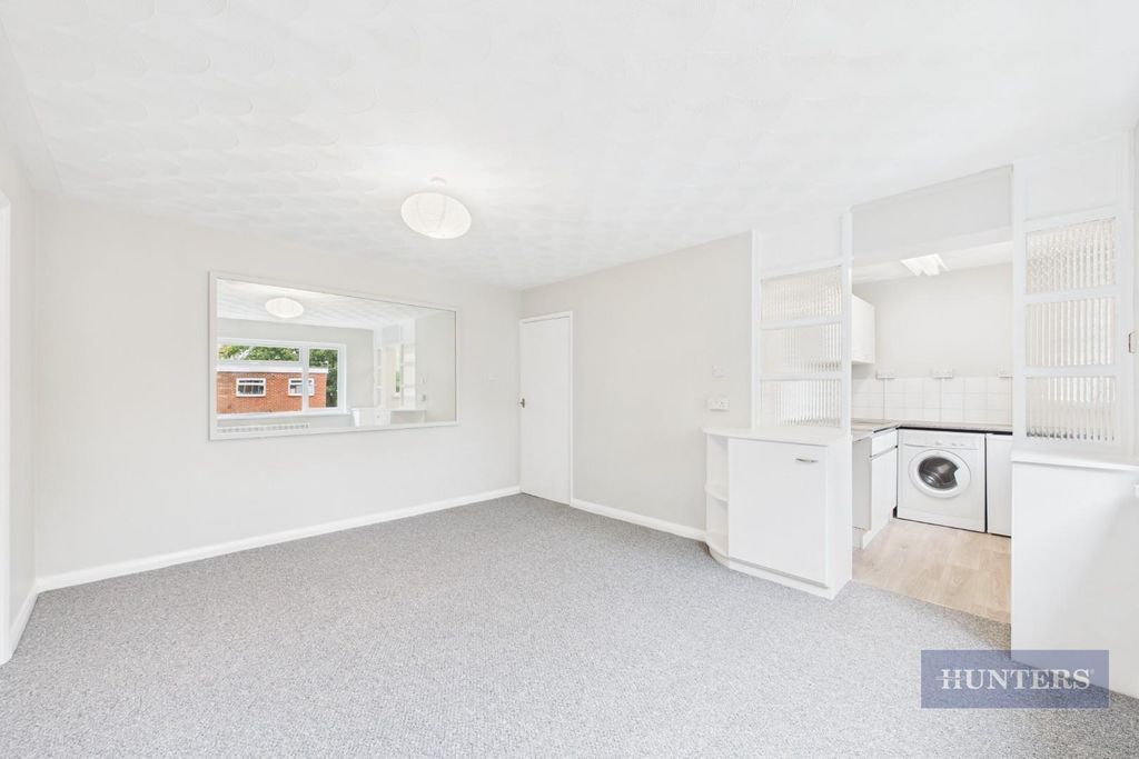 Property photo 2 of 8 Cam05152G0-Pr0253-Still015.Jpg