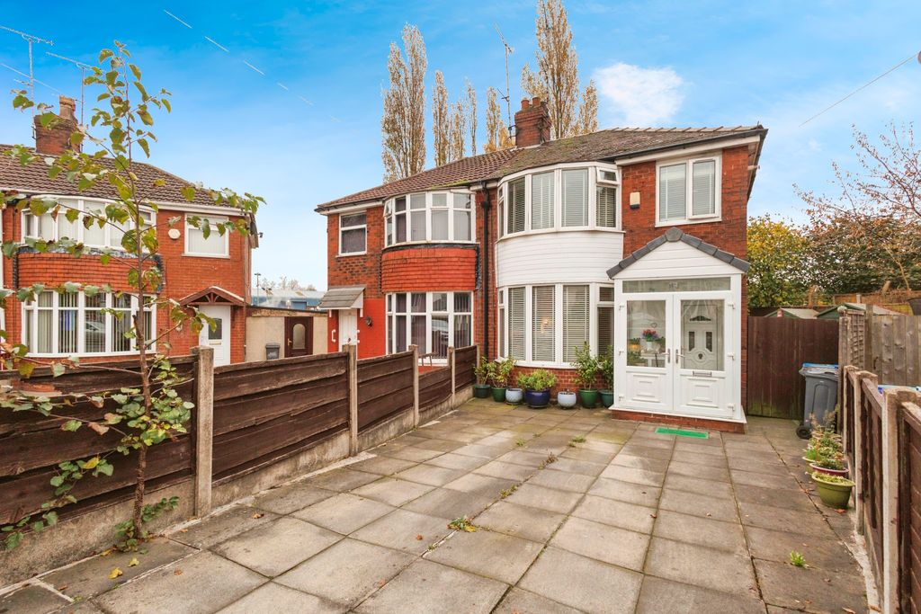 Property photo 1 of 15