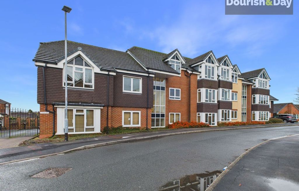 Property photo 1 of 7