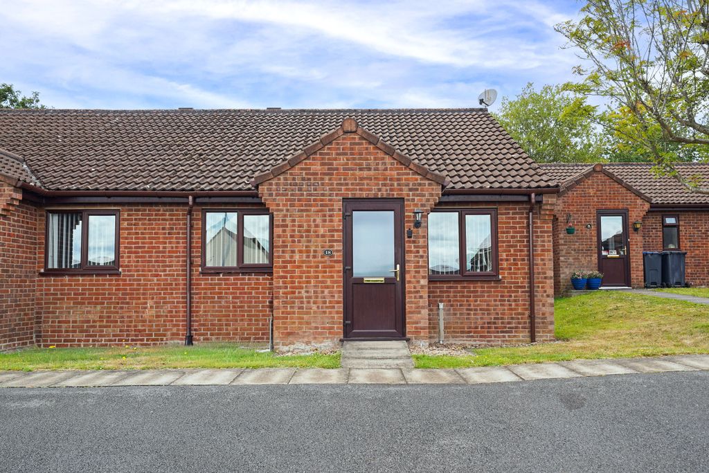 Property photo 1 of 15 Dsc02937 Copy