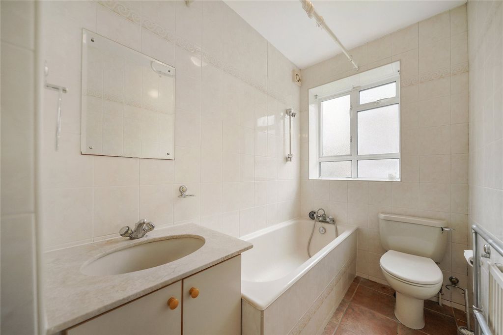 Property photo 3 of 15 Picture No. 14