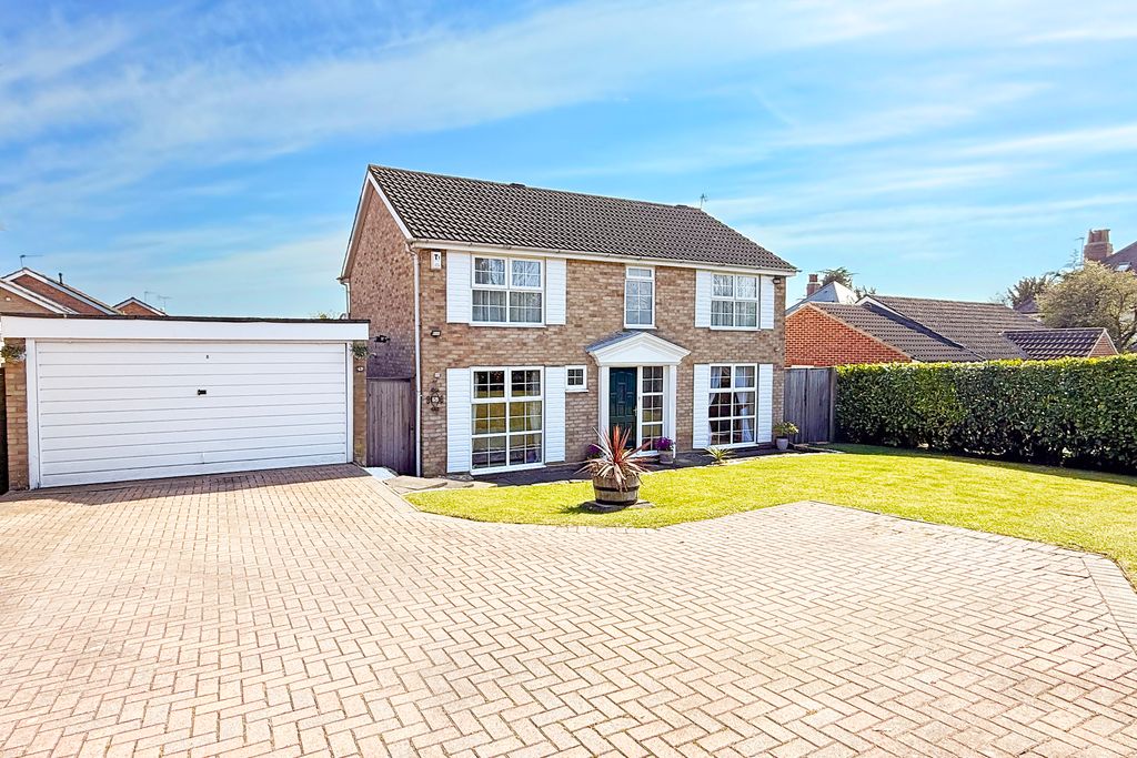 Property photo 1 of 17