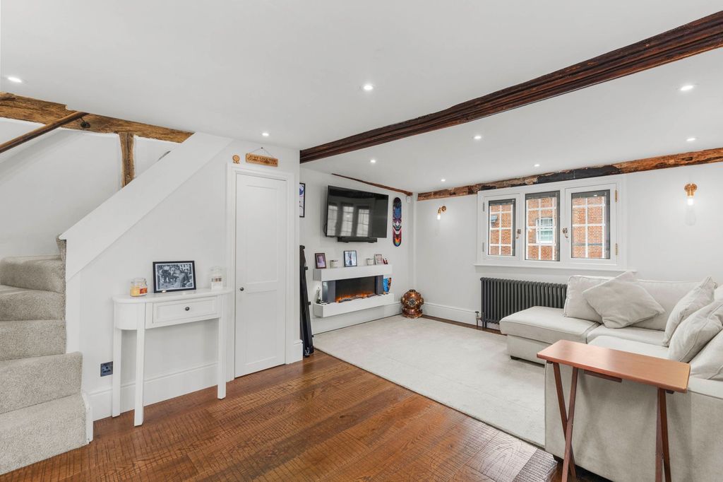 Property photo 2 of 15