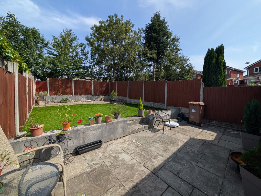 Property photo 2 of 13