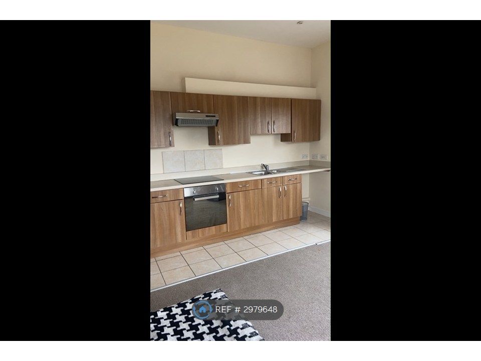 Property photo 1 of 4