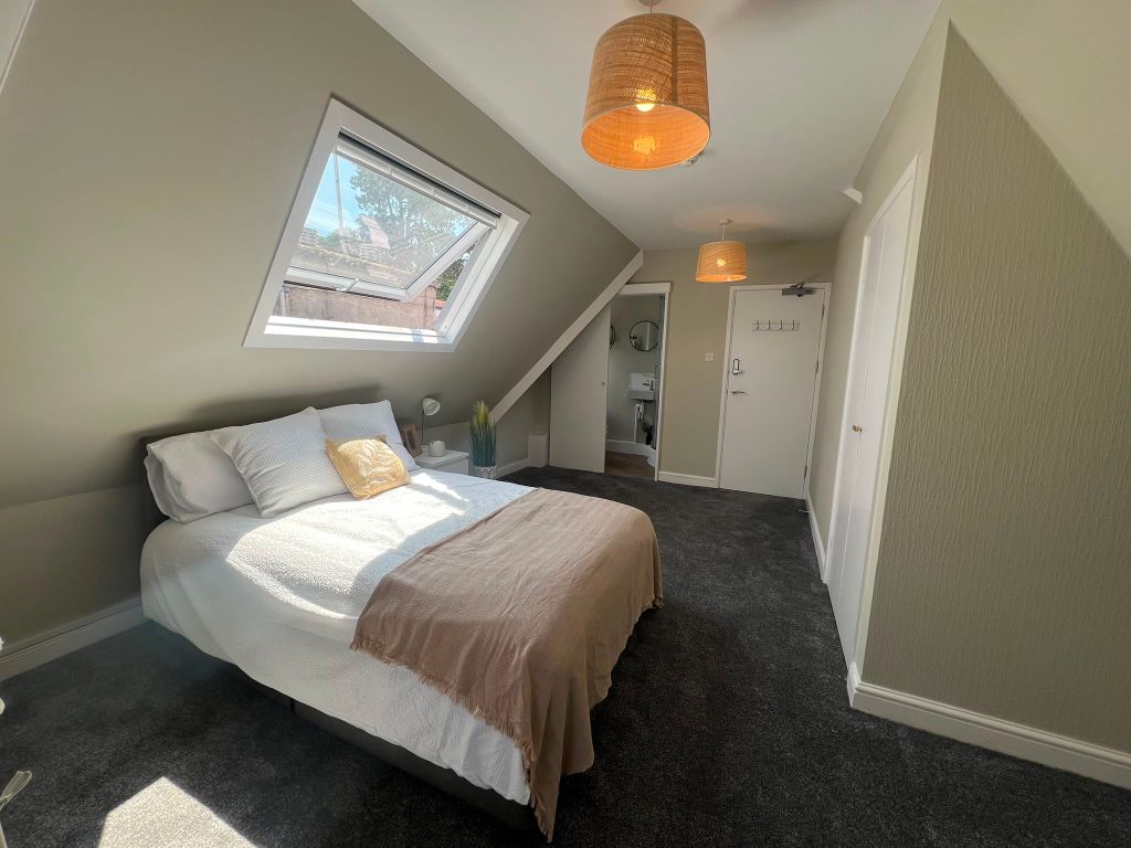 Property photo 1 of 4