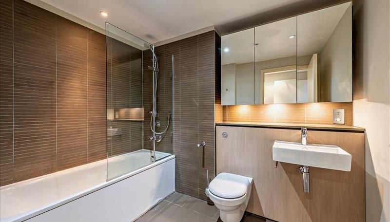 Property photo 3 of 11 Bath-Jpg-76