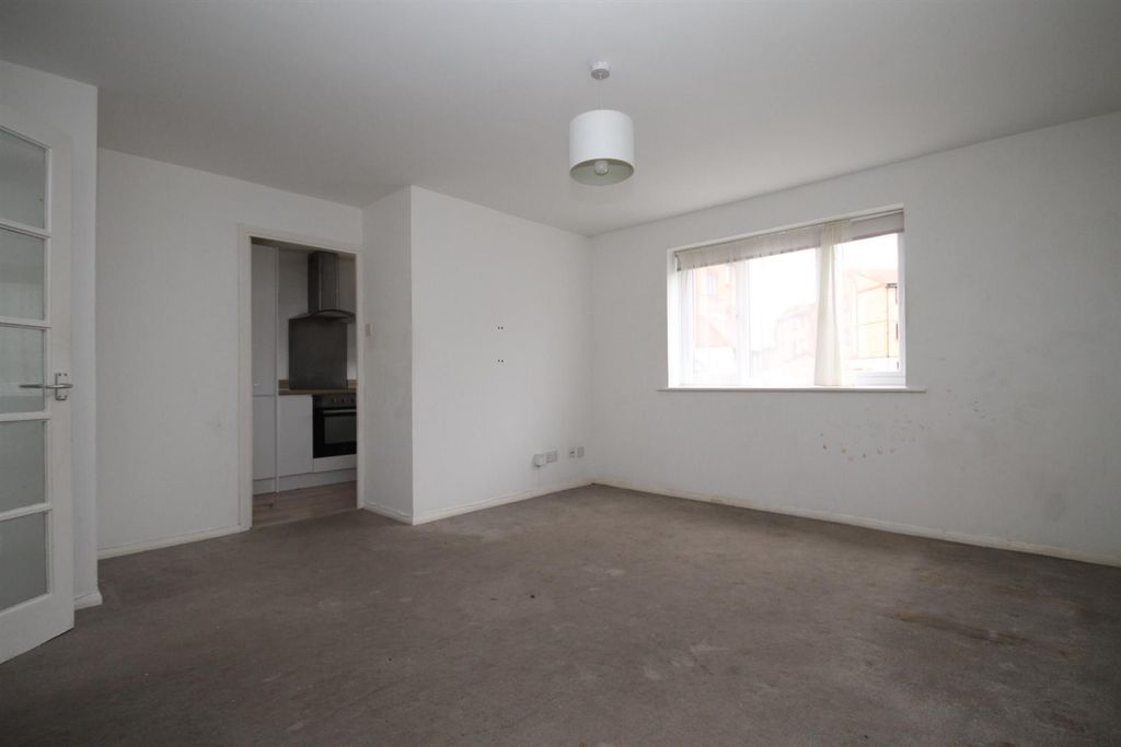 Property photo 2 of 8 Img_8435.Jpg