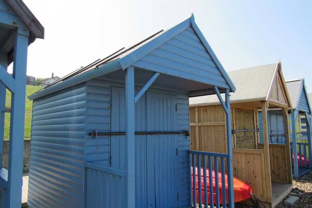 Property photo 1 of 5