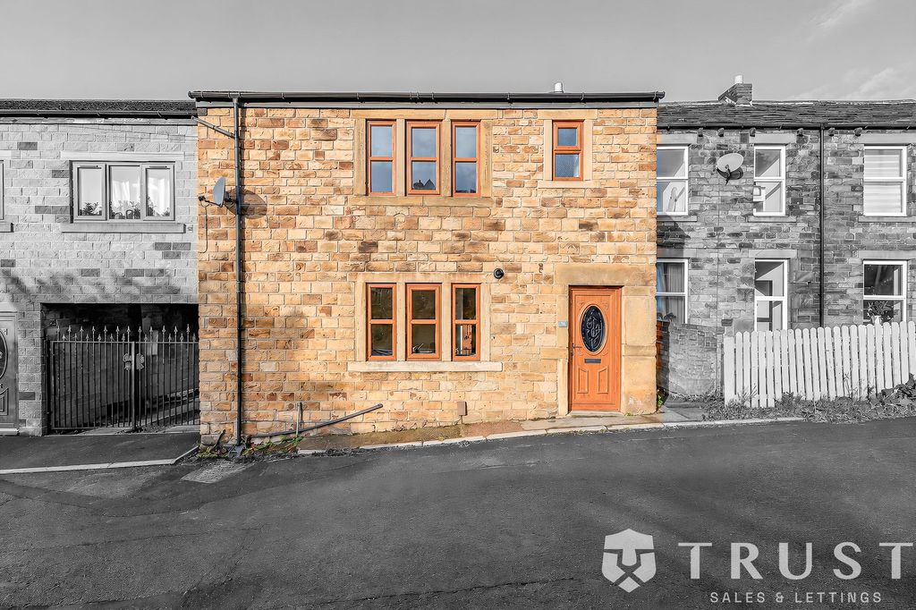 Property photo 1 of 33