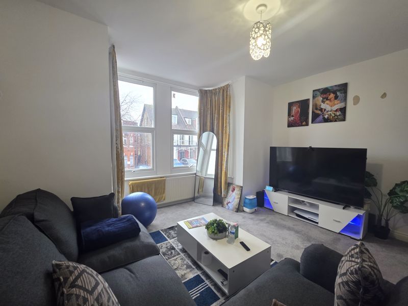 Property photo 2 of 6 Photo 5