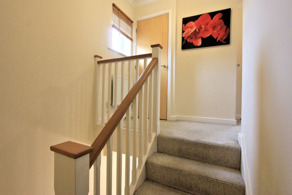 Property photo 2 of 8 Picture No. 06