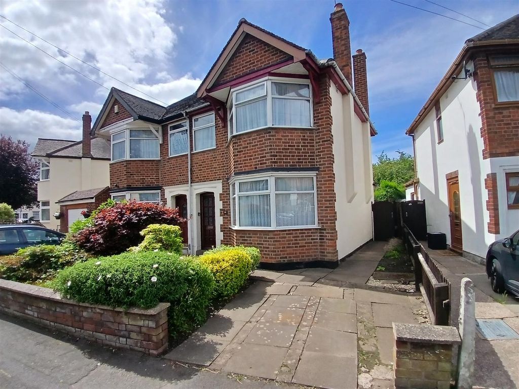 Property photo 1 of 12