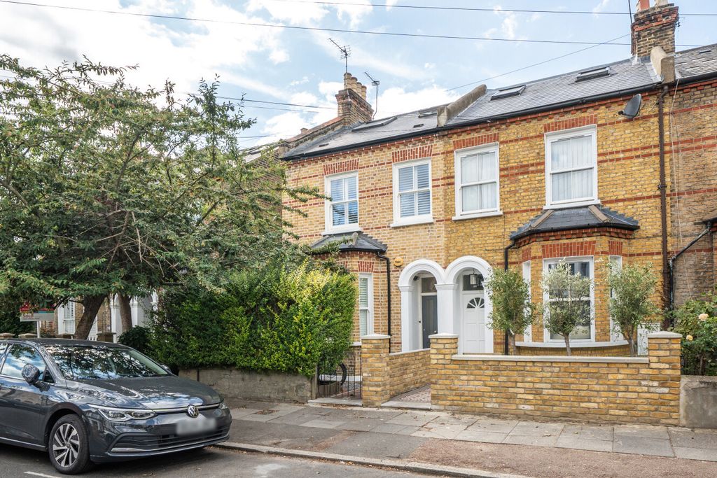 Property photo 3 of 19 1512807-3-1A048A3...
