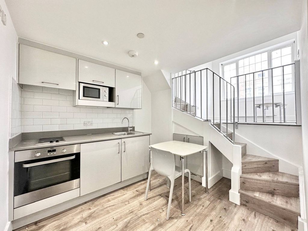 Property photo 1 of 12 One Bedroom Apartment