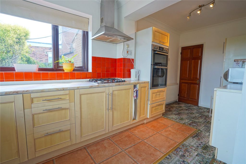 Property photo 2 of 15 Picture No. 07