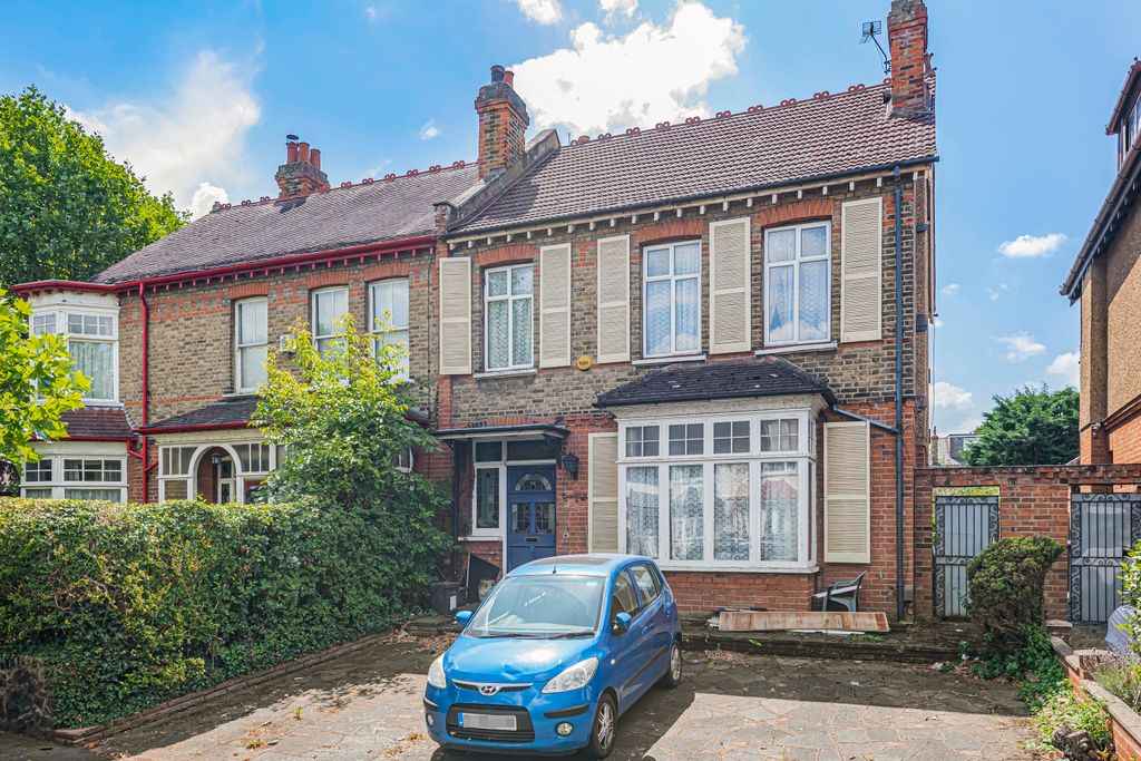 Property photo 1 of 26