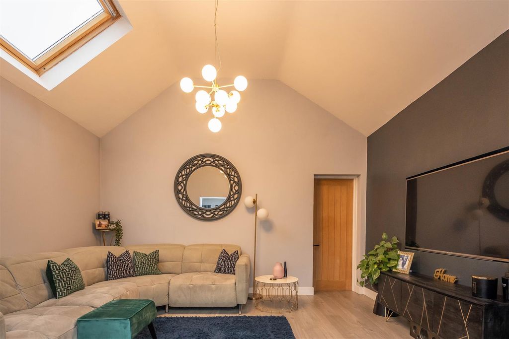 Property photo 2 of 20 Dsc_3249.Jpg