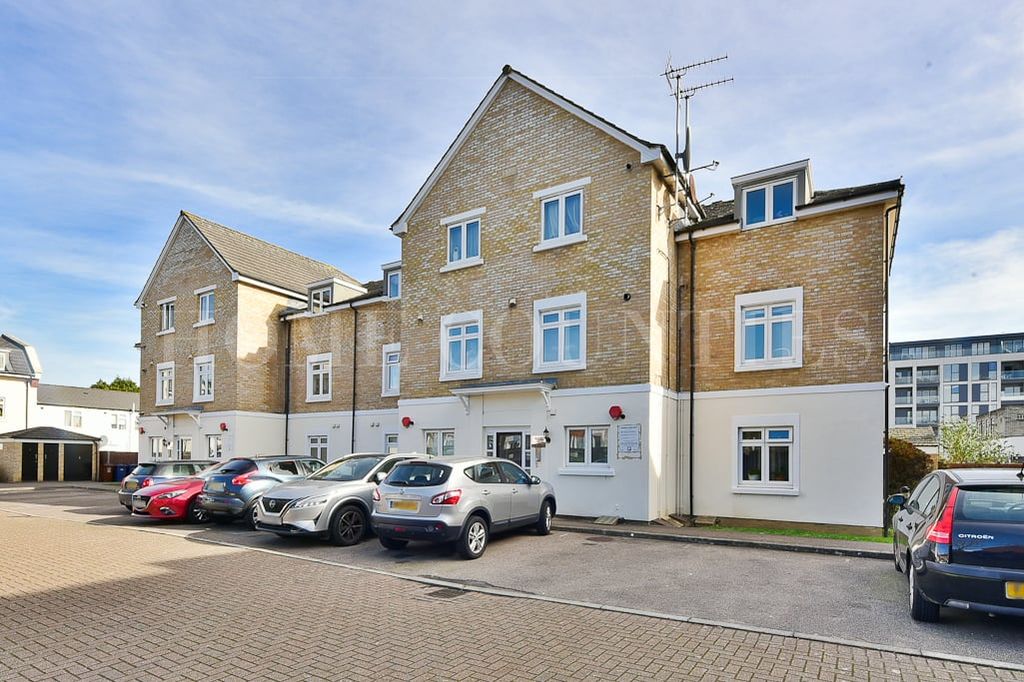 Property photo 1 of 15