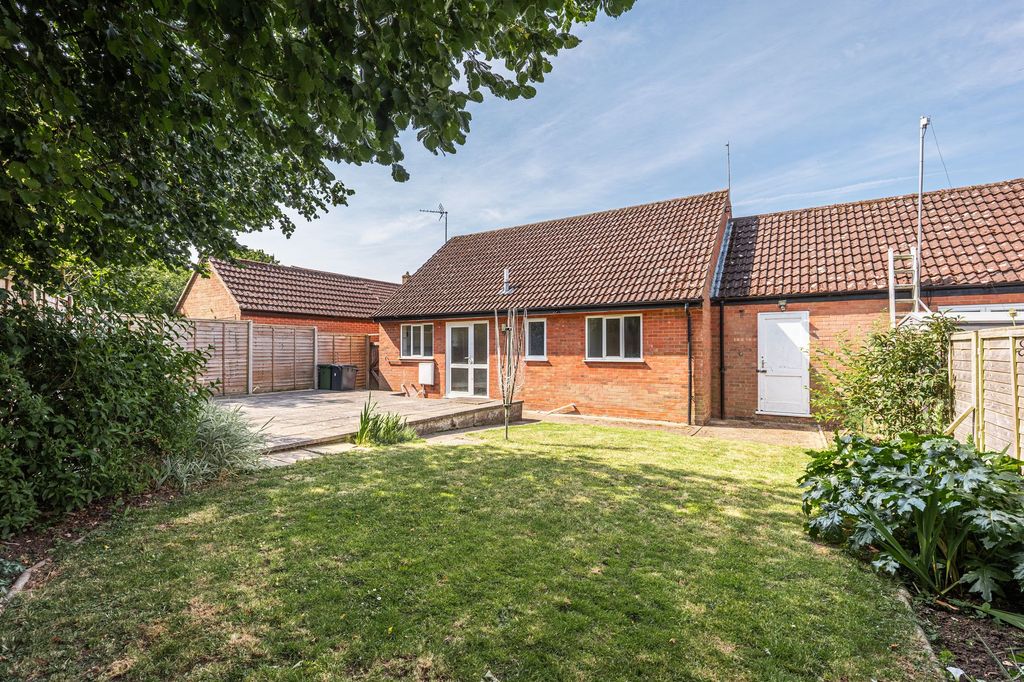 Property photo 1 of 10