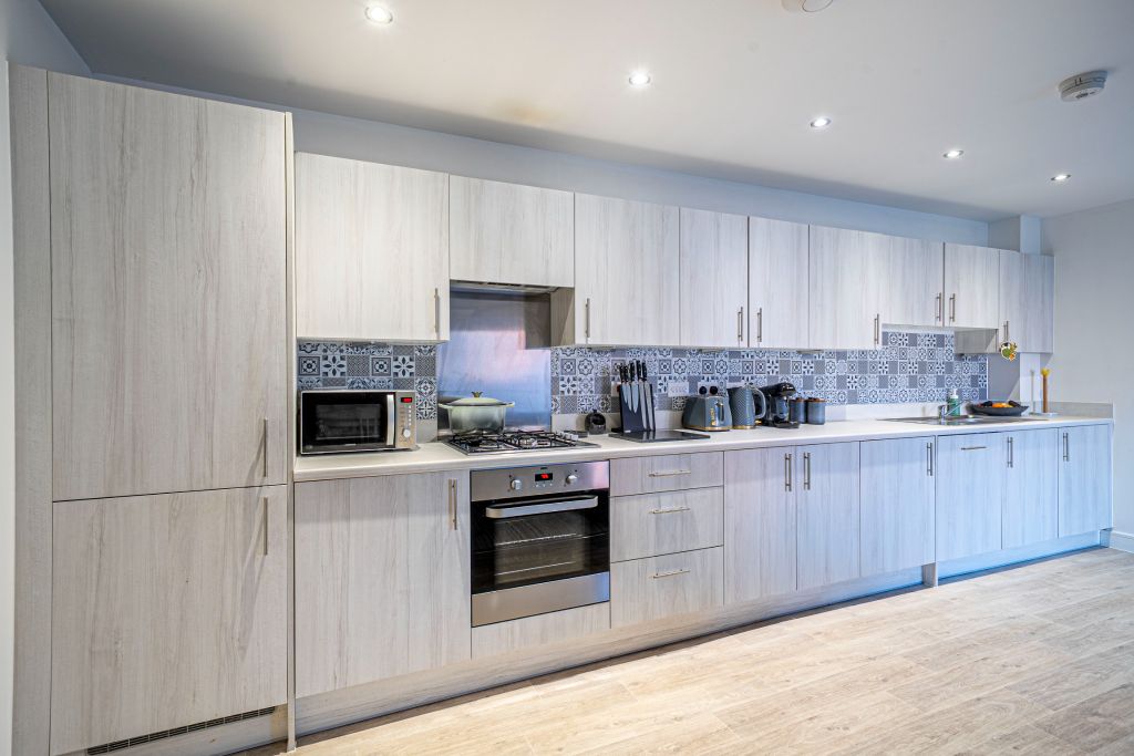 Property photo 3 of 23