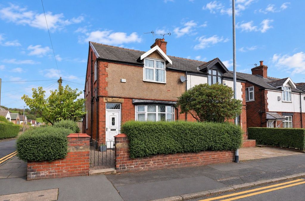 Property photo 1 of 32