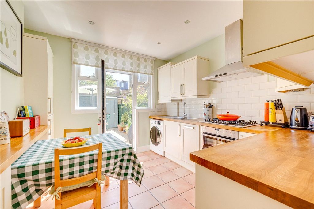 Property photo 1 of 8 Picture No. 04
