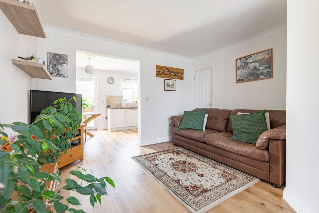 Property photo 2 of 15