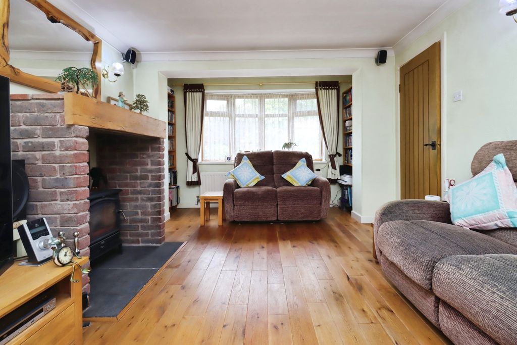 Property photo 3 of 15