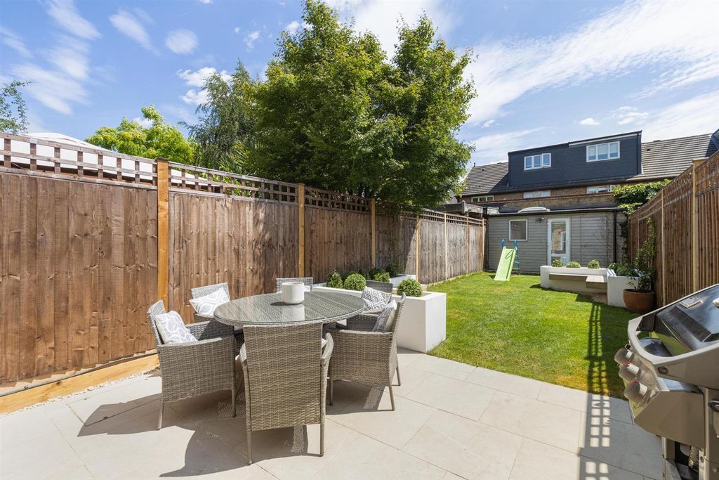 Property photo 2 of 21 Pbck1572-Hdr.Jpg