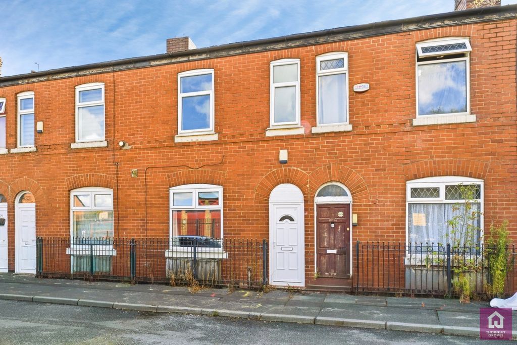 Property photo 1 of 18 Pbox-Img.Jpg
