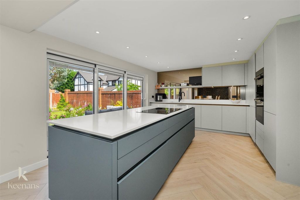 Property photo 3 of 61 3.Jpg