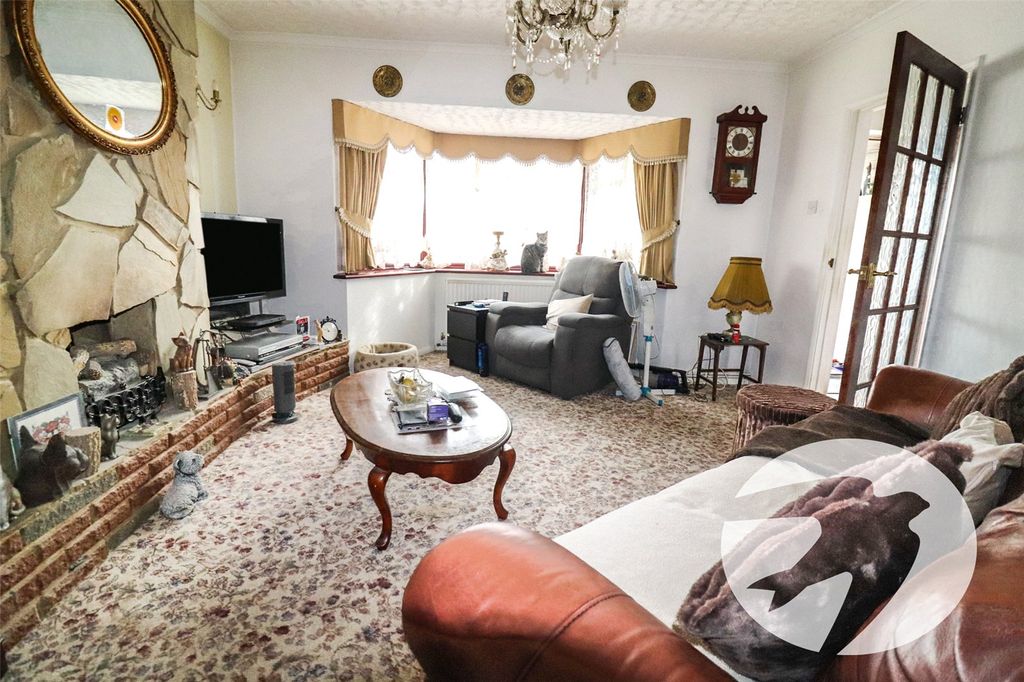 Property photo 2 of 15 Picture No. 04