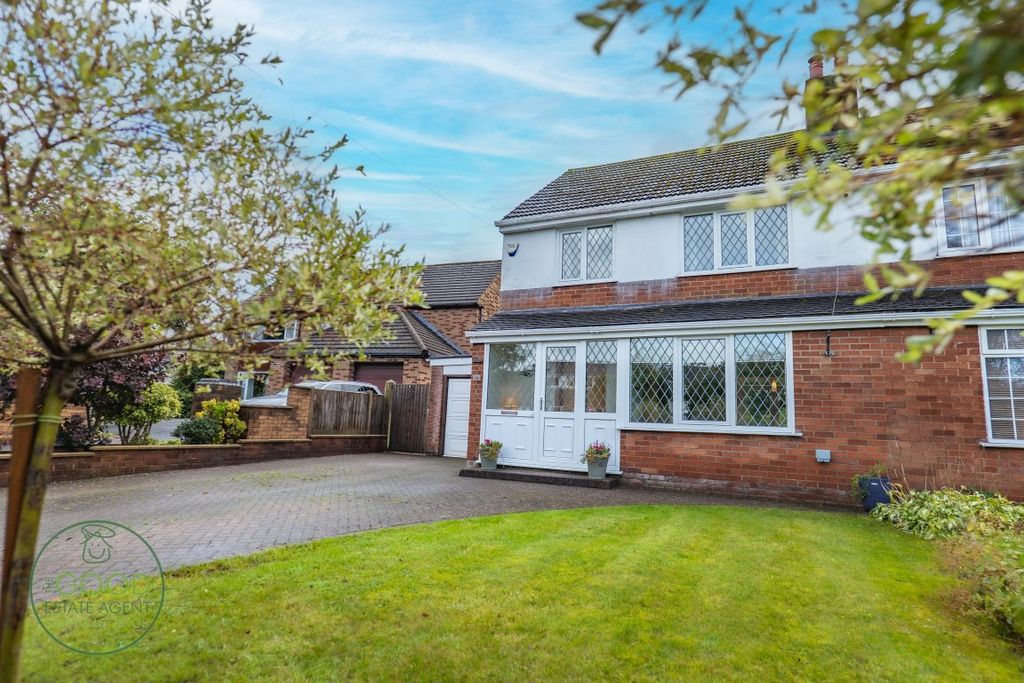 Property photo 1 of 35