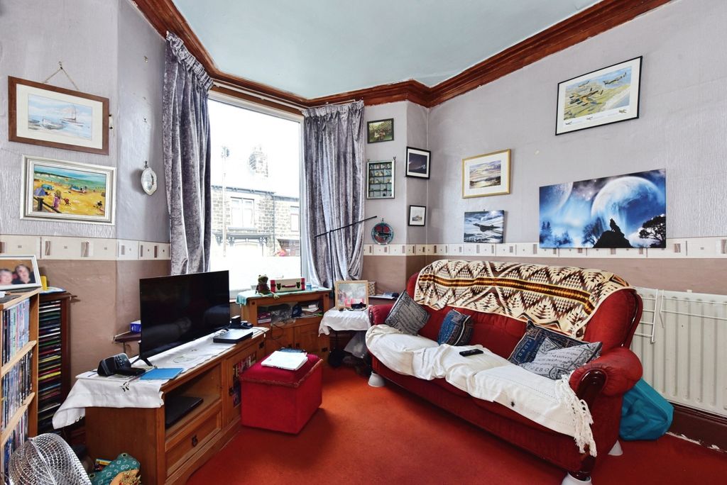 Property photo 3 of 13 Pbox-Img.Jpg