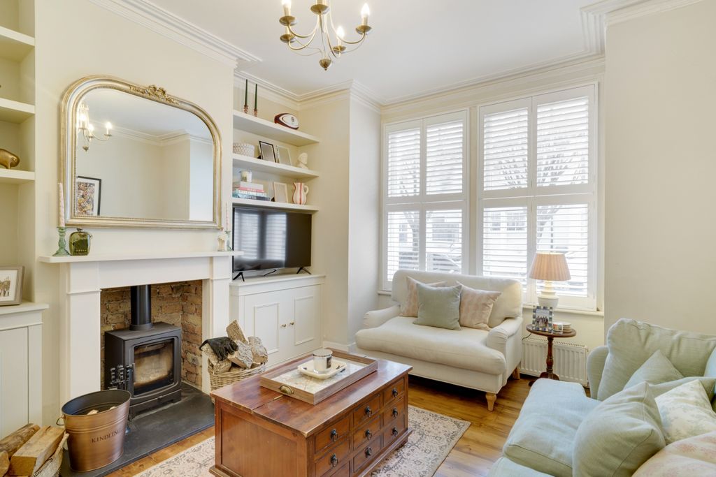 Property photo 2 of 12 Photo 16