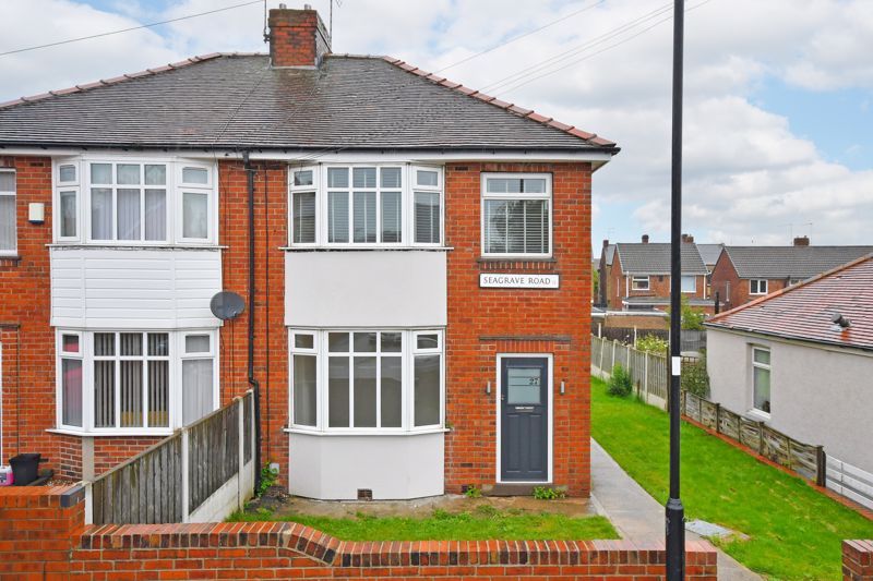 Property photo 1 of 12 External