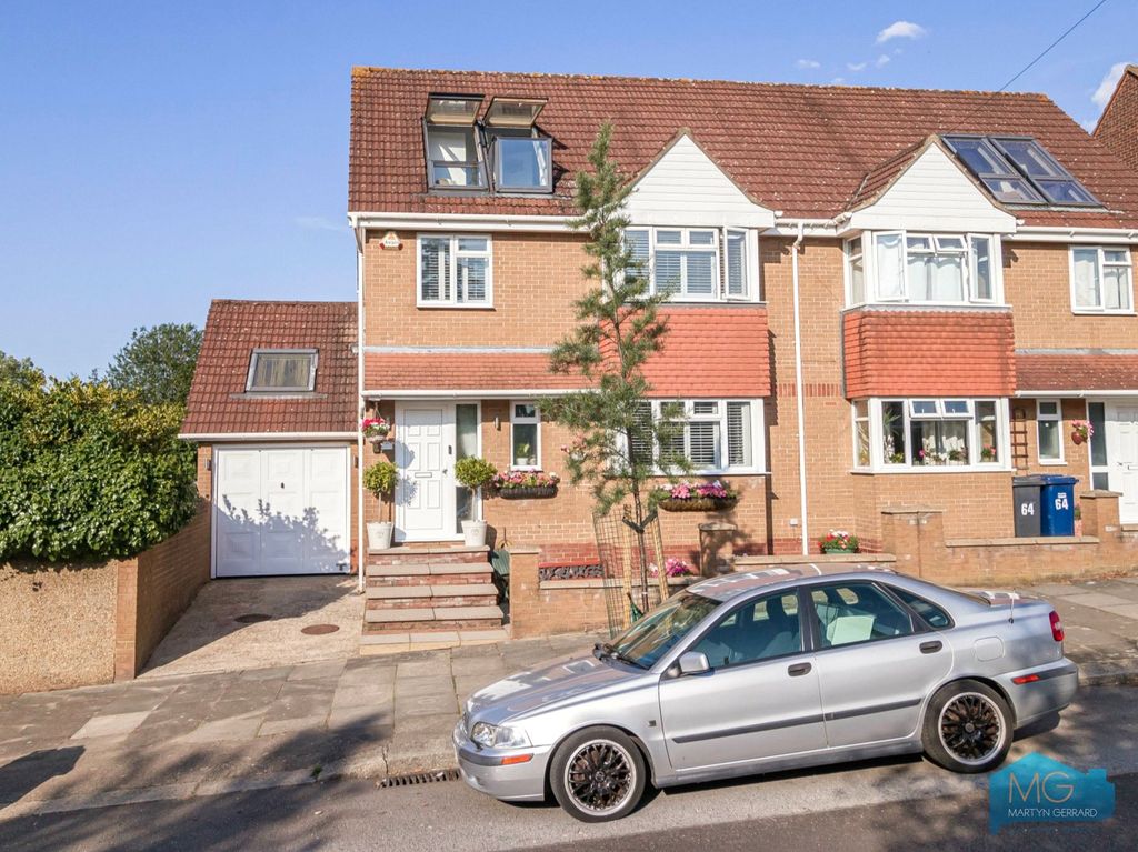 Property photo 1 of 37 Picture No. 48