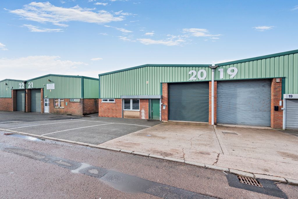 Property photo 1 of 5