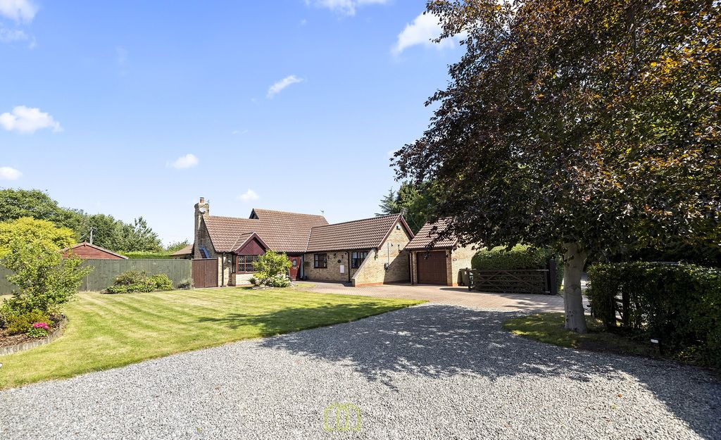 Property photo 1 of 37