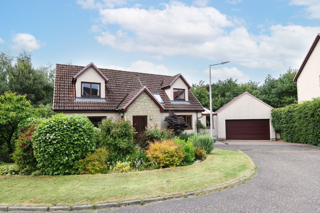 Property photo 1 of 29