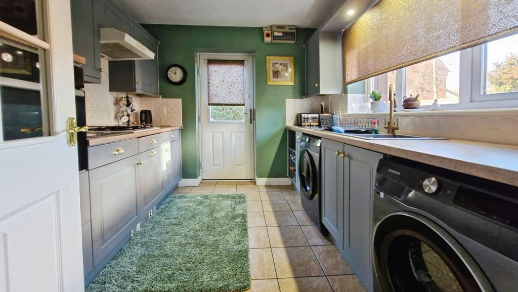 Property photo 3 of 25 28Fae05A-20251120_115119