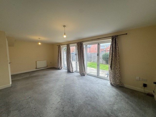 Property photo 2 of 14 Image