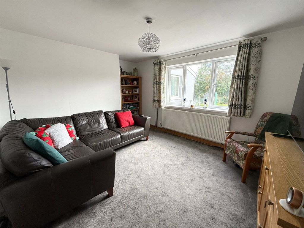 Property photo 3 of 23 Picture No. 04