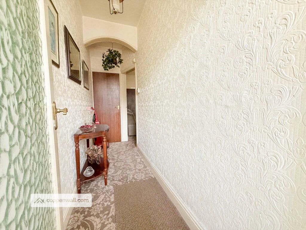 Property photo 3 of 28