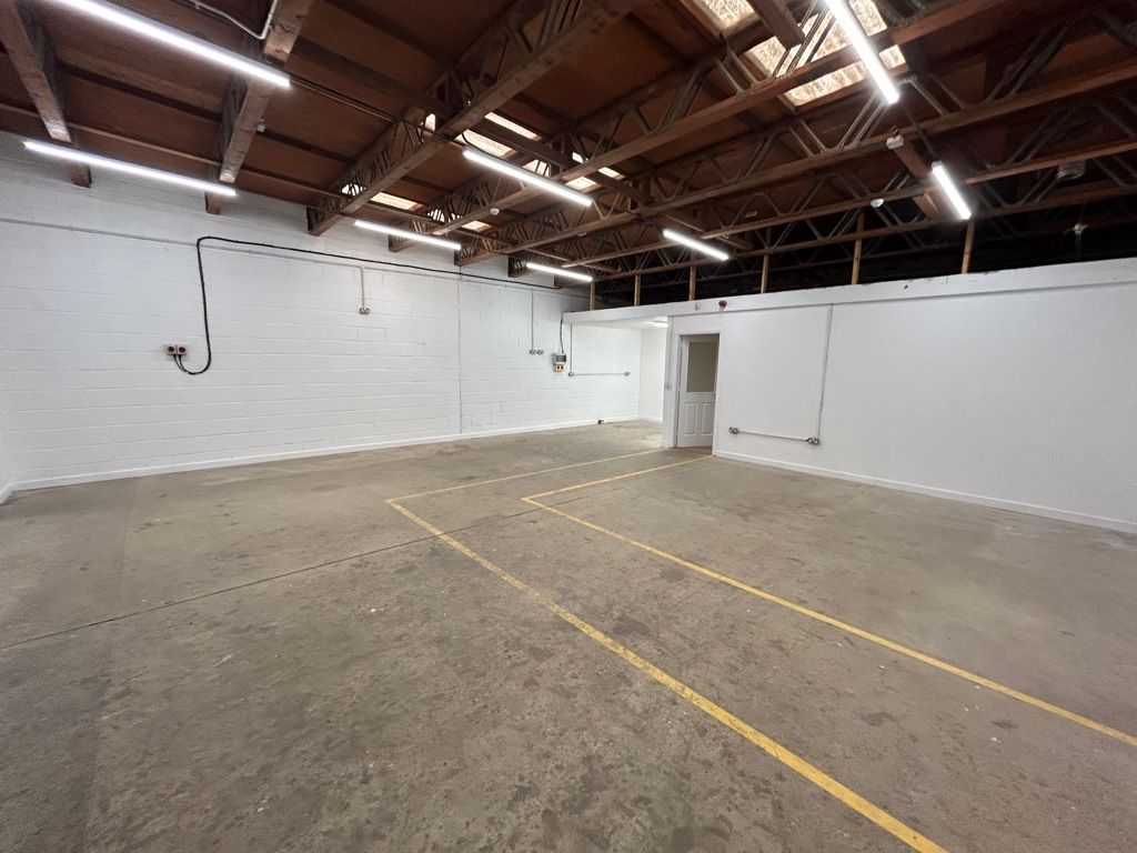 Property photo 2 of 4 Photo 21