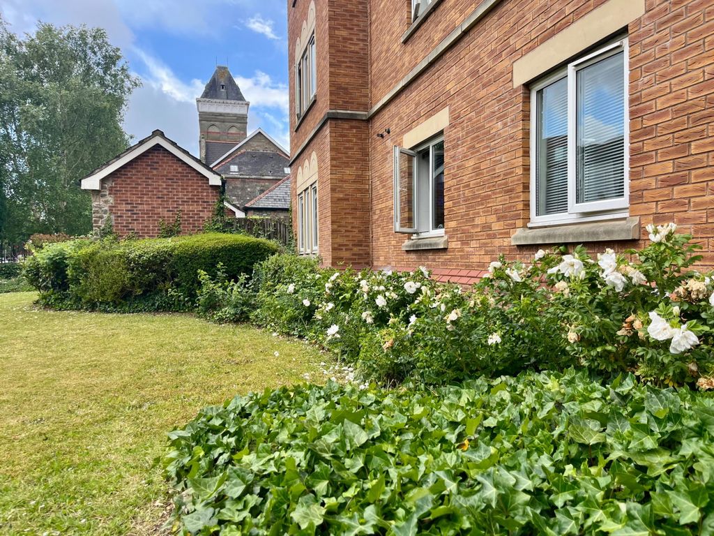 Additional image 2 of 2 bed flat for saleClos Dewi Sant, Canton, Cardiff CF11