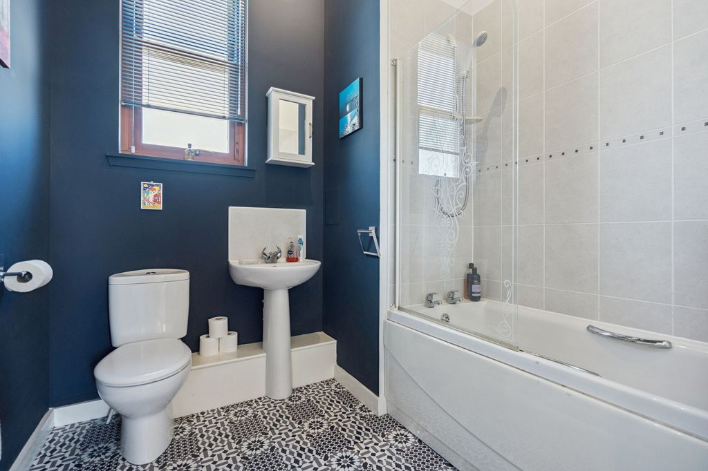 Additional image 13 of 2 bed flat for saleDelaney Court, Alloa FK10