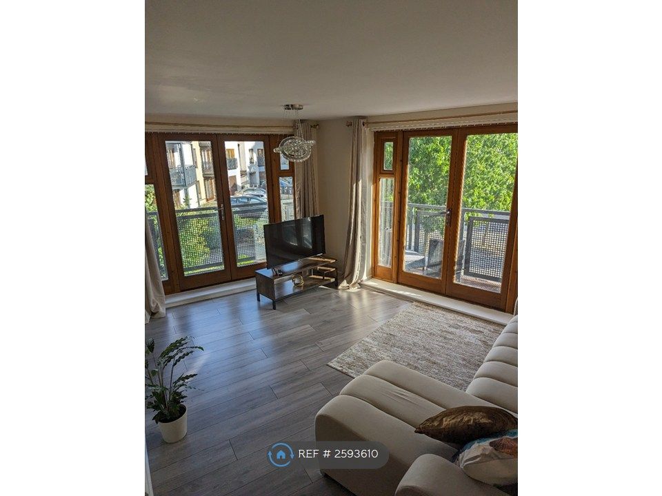 Property photo 1 of 5