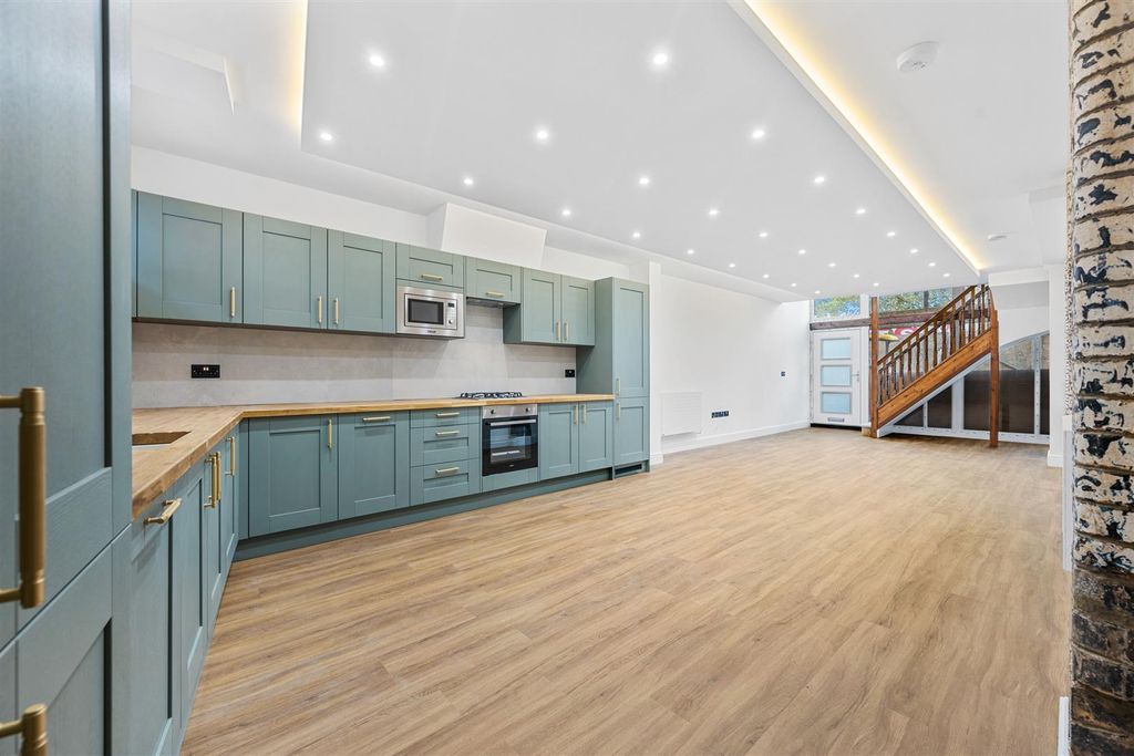 Property photo 1 of 29 3Townhouseweb07.Jpg